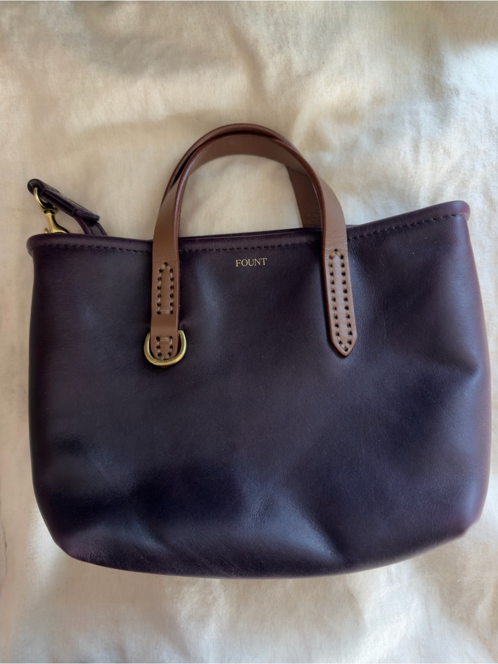 Fount Bellfield Crossbody in Fig